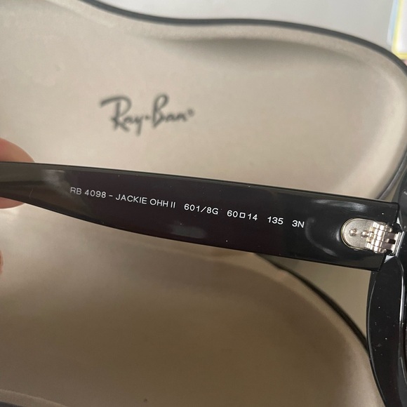 Ray-Ban Glossy Black Women's Sunglasses. Jackie Ohh ll - Picture 2 of 2